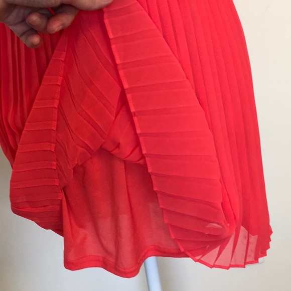 Forever21 Chiffon Trendy Pleated Skater Skirt Mini - Picture 4 of 8